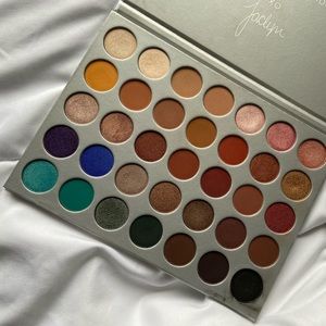 Authentic Jacklyn HIll palette